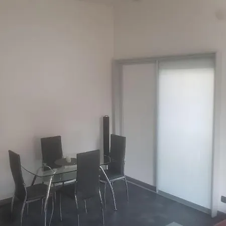 Sto Metrow Od Morza *